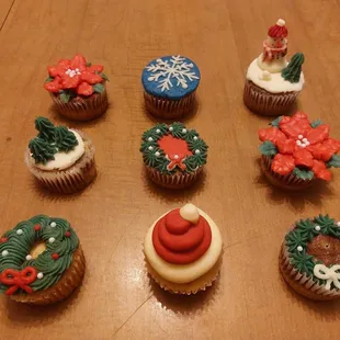 christmas cupcakes