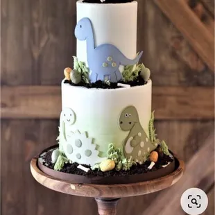 Ordered the first cake, received the second cake, and remade it into the third.