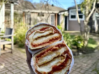 Gigi's Cafe