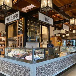 the interior of a restaurant