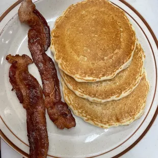 Pancakes and bacon
