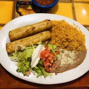 Floutas with rice and beans