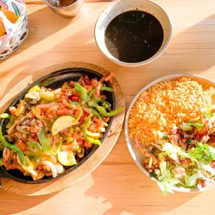 Veggie Fajitas with sides (black beans, rice, pico, and lettuce)