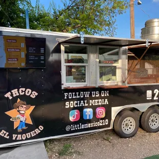 Tacos &amp; quesadillas