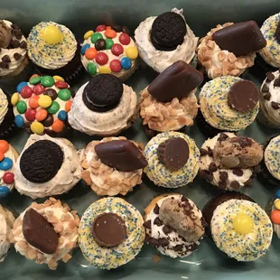 Favorite candy cupcakes