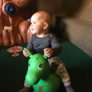 Crawler area (under 2)