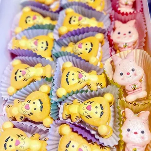 Pooh Bear Inspired Macarons