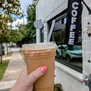 Iced pumpkin butter oat latte - lifewithhanny