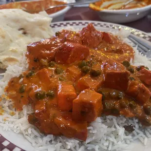 Chicken Tikka Masala (White Meat) &amp; Muttar Paneer