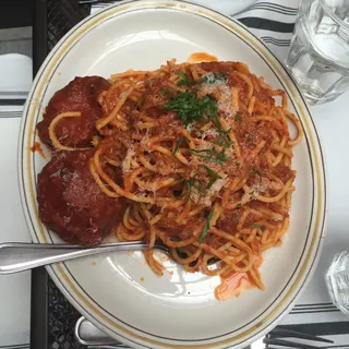 Nonni's Spaghetti & Meatballs