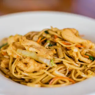 Chicken Lo Mein