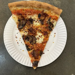 Manco slice - Mushrooms, bacon, and mozzarella