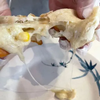 Pumpkin Cheese Pan-Fried Bun (Halloween Limited Edition) Pumpkin Cheese Pan-Fried Bun (Halloween Limited Edition)