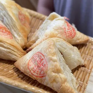 Crispy Jujube Paste Cake