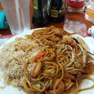 Nice lunch menu. Great portions for under $7 with soup