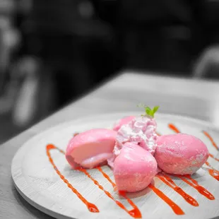 Valentines dessert | @whaevaeats