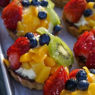 Fruit Tarts - IG: @nelson_eats