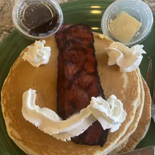 Pancakes w/ Turkey sausage