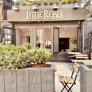 Exterior and outdoor seating