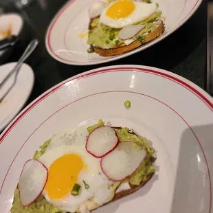 Avocado toast