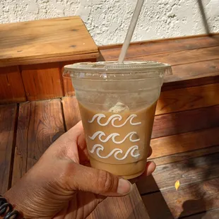 excellent iced lattes here, my favorite is the chicory/cocoa