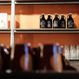 Mugs and cold brew howlers