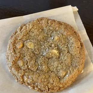 Cookie with Baileys, white chocolate, and espresso
