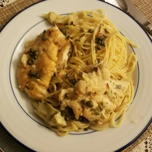 Chicken Piccata w/Linguine