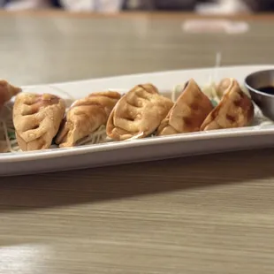 5a. Crispy Potsticker Dumplings ( Banh Xep Chien Gion )