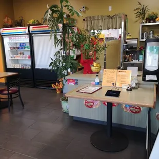 Pretty clean welcoming little restaurant~excited to try the food!