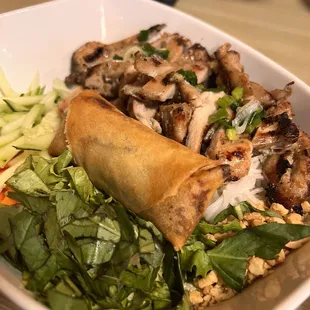 Lemongrass chicken with egg roll