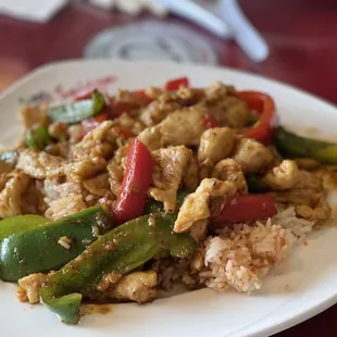 Garlic spicy chicken w bell peppers &amp; rice