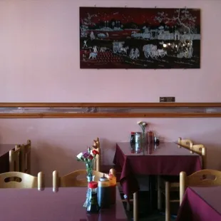 the interior of a chinese restaurant