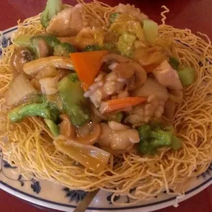 Crispy noddles. Annieliu.net