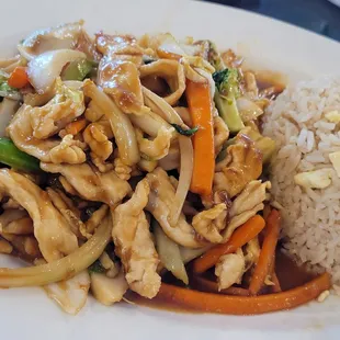 Chicken stir-fry with veggies was sweeter than I would prefer, but still good.  Perfectly cooked &amp; good portion.