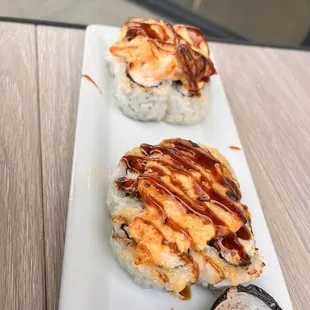 Baked scallop roll and baked dynamite roll