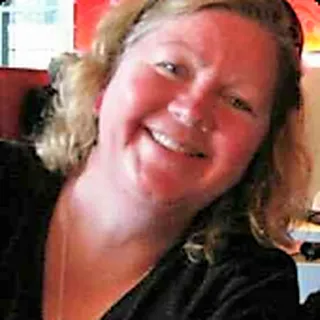 Lisa L.