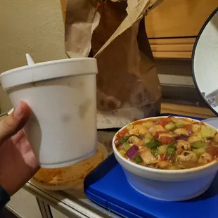 Same amount different containers different price