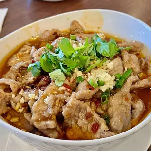 B6. Beef and Napa Cabbage with Spicy Chili Sauce