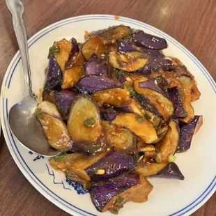 Eggplant with garlic sauce
