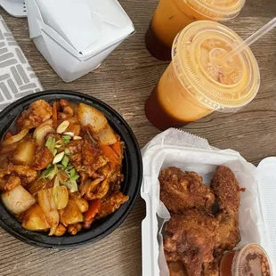 Cashew with chicken, fried chicken, iced tea