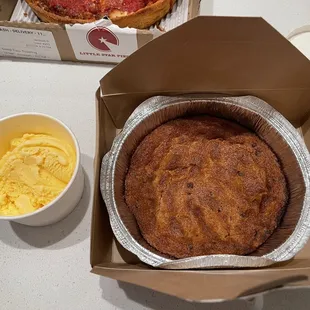 Chocolate Chip Cookie with Vanilla Ice Cream