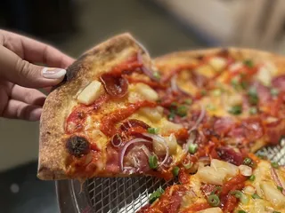 Long Bridge Pizza