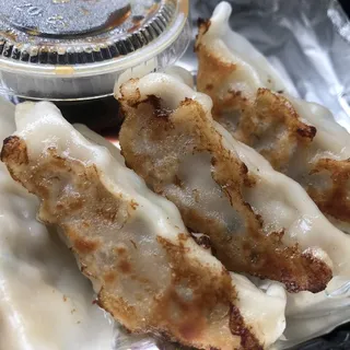6 Piece Gyoza