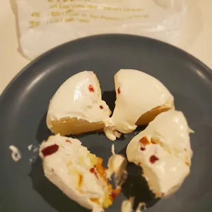 The cross sections of the Avalanche cake