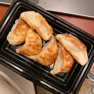 A6. Six Pieces Vegetarian Pot Stickers