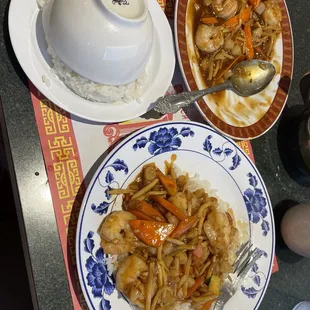 Hot and Spicy Garlic Shrimp and steamed rice.