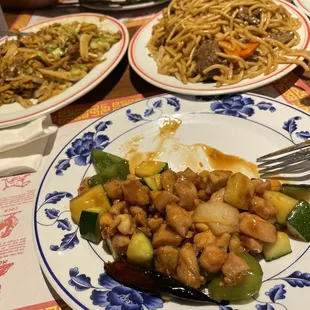 food, ramen and noodles