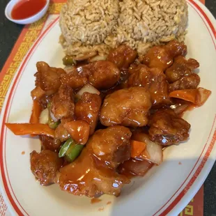 Sweet-and-sour, chicken, lunch special