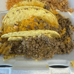 Crispy taco plate... flavorless and the taco shells immediately fell out of the bottom...